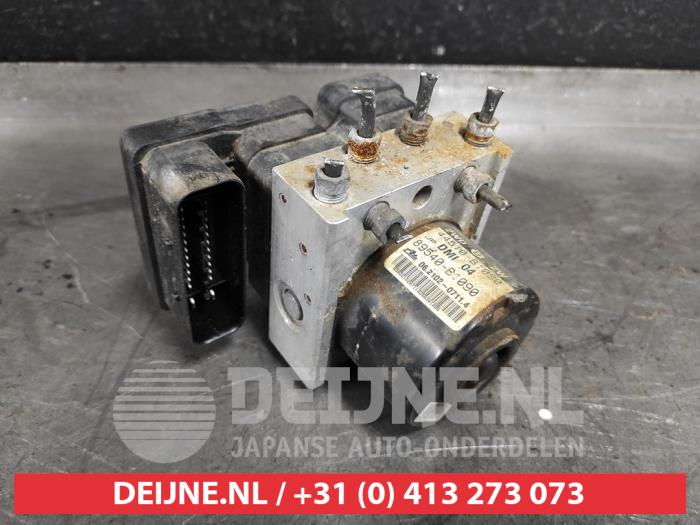 Gebruikte ABS Pomp Daihatsu Materia 1.5 16V Prijs € 125,00 Margeregeling aangeboden door V.Deijne Jap.Auto-onderdelen BV