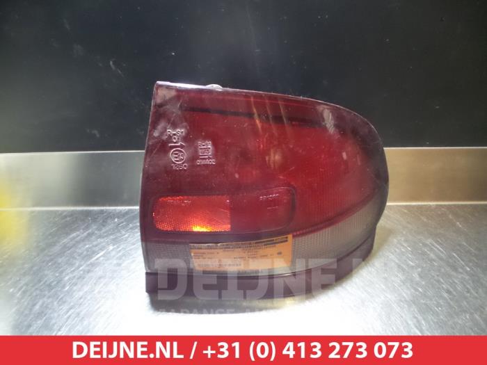 Mazda 626 Rücklicht rechts O298788