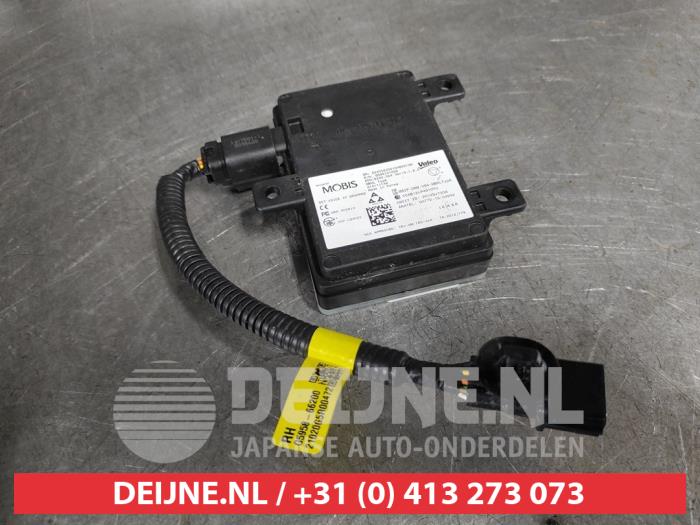 Gebruikte Dode hoek sensor Kia Niro I (DE) E-Niro 64 kWh Prijs € 100,00 Margeregeling aangeboden door V.Deijne Jap.Auto-onderdelen BV