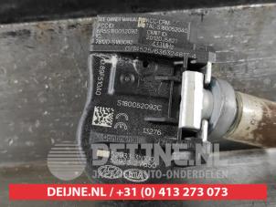 Hyundai IX20 Bandenspanningsensor O515330 foto 2