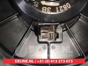 Toyota Yaris Kachel Ventilatiemotor O515374 foto 3