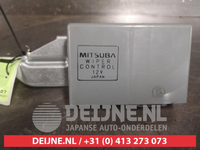 Honda CR-V Scheibenwischer Modul O515390