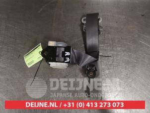 Honda CR-V Rear seatbelt, right O515417 photo 2