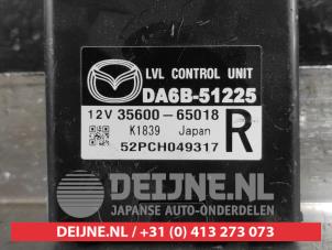 Mazda 2 Computer lighting module O515615 photo 2