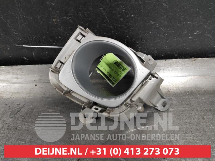 Toyota Prius Bumper Rooster O515882