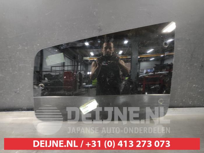Mitsubishi Pajero Ruit 2Deurs rechts-achter O516000