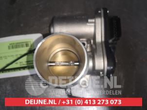 Gebruikte Gasklephuis Hyundai i20 (BC3) 1.0 T-GDI 100 Mild Hybrid 48V 12V Prijs € 75,00 Margeregeling aangeboden door V.Deijne Jap.Auto-onderdelen BV