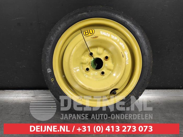 Toyota Yaris Verso Thuiskomer O516391