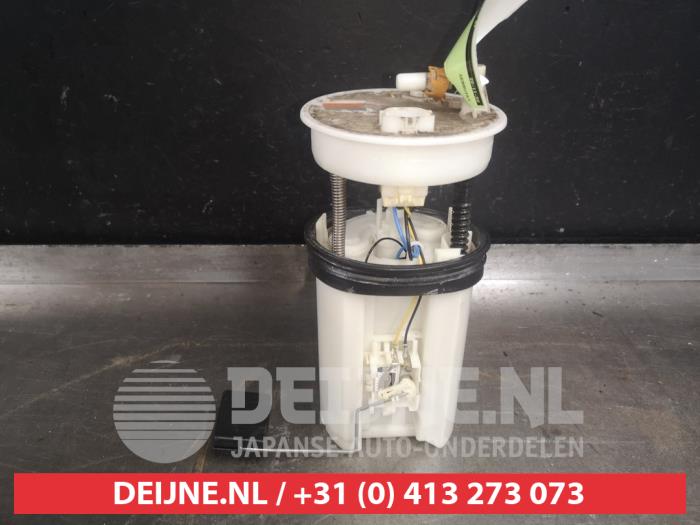 Gebruikte Tank element Pomp Honda FR-V (BE) 1.7 16V Prijs € 75,00 Margeregeling aangeboden door V.Deijne Jap.Auto-onderdelen BV