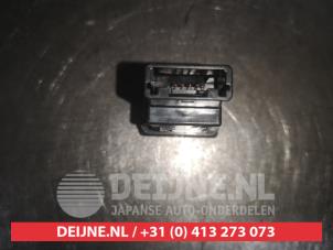 Toyota Landcruiser Sperdifferentieel schakelaar O516694 foto 2
