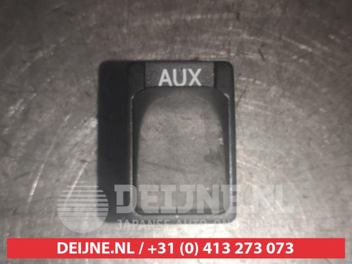 Toyota Yaris AUX/USB aansluitingen voorraad