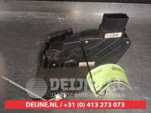 Mazda 3 Türschlossmechanik 4-türig rechts vorne O516893 foto 2