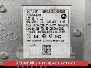 Hyundai I30 Wireless charger O516944 photo 2