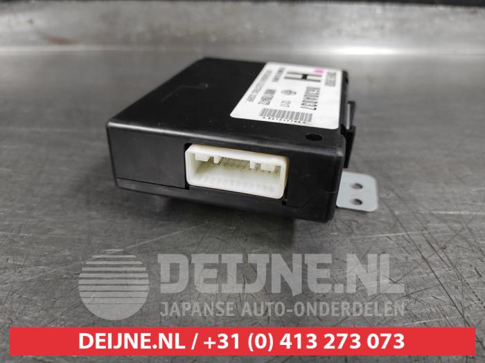 Gebruikte PDC Module Mitsubishi ASX 1.6 MIVEC 16V Prijs € 50,00 Margeregeling aangeboden door V.Deijne Jap.Auto-onderdelen BV
