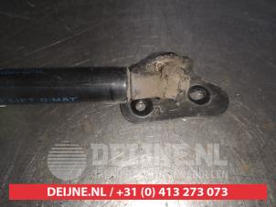 Toyota Yaris Gasdämpfer links hinten O517097 foto 3