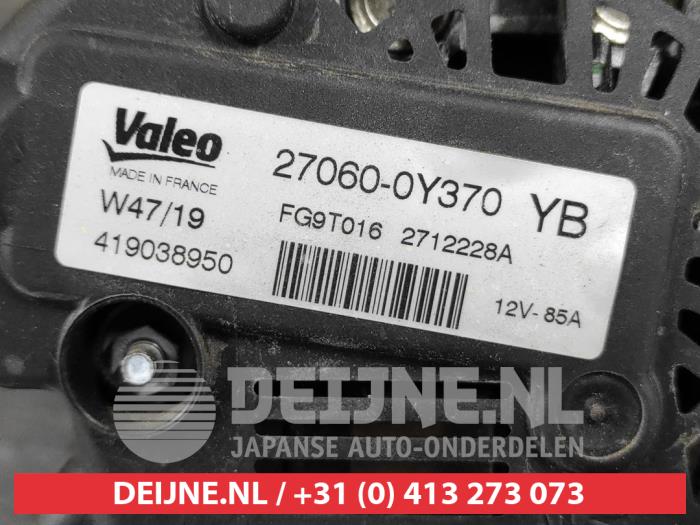 Alternator van een Toyota Yaris III (P13) 1.5 16V Dual VVT-iE 2019