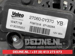Alternator van een Toyota Yaris III (P13) 1.5 16V Dual VVT-iE 2019
