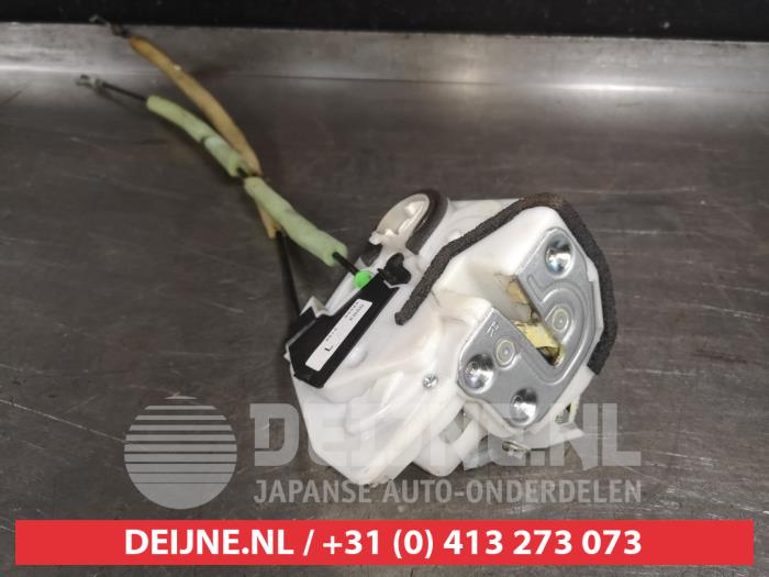 Mazda CX-5 Deurslot Mechaniek 4Deurs rechts-voor O517280