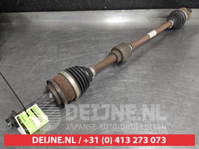 Gebruikte Aandrijfas rechts-voor Kia Picanto (JA) 1.0 12V Prijs € 100,00 Margeregeling aangeboden door V.Deijne Jap.Auto-onderdelen BV