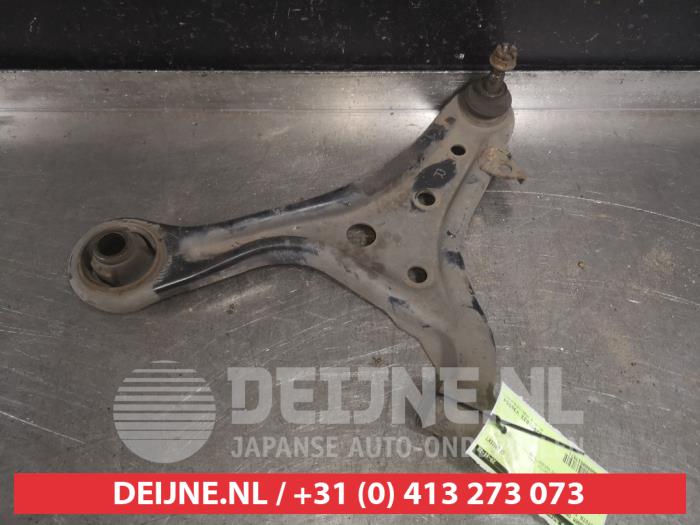 Toyota IQ Draagarm onder rechts-voor O517571