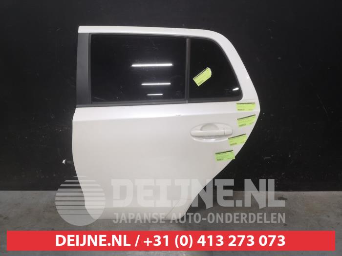 Toyota Urban Cruiser Portier 4Deurs links-achter O517838