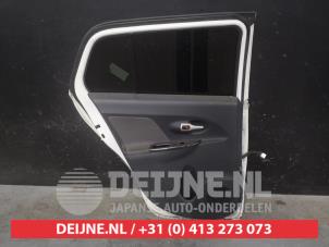 Toyota Urban Cruiser Portier 4Deurs links-achter O517838 foto 3