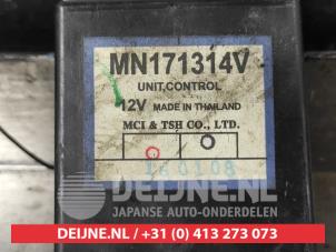 Mitsubishi L200 Transfer module 4x4 O517887 photo 2