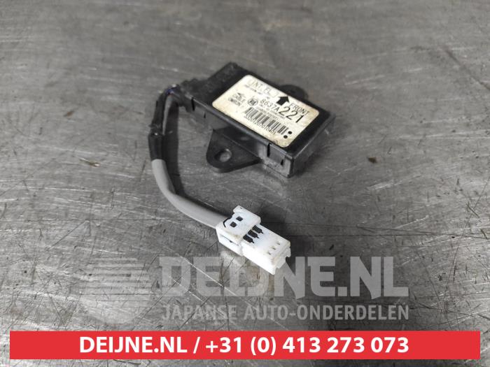 Mitsubishi Lancer Keyless entry antenna O517909