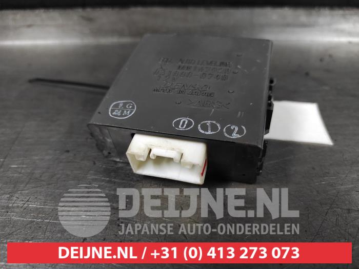 Mitsubishi Grandis Steuergerät Beleuchtung O517910