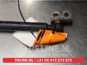 Hyundai Santafe Gasdämpfer Motorhaube rechts O266055 foto 2