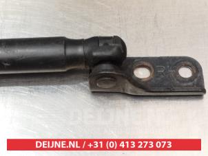 Kia Sorento Gasdemper rechts-achter O294972 foto 3