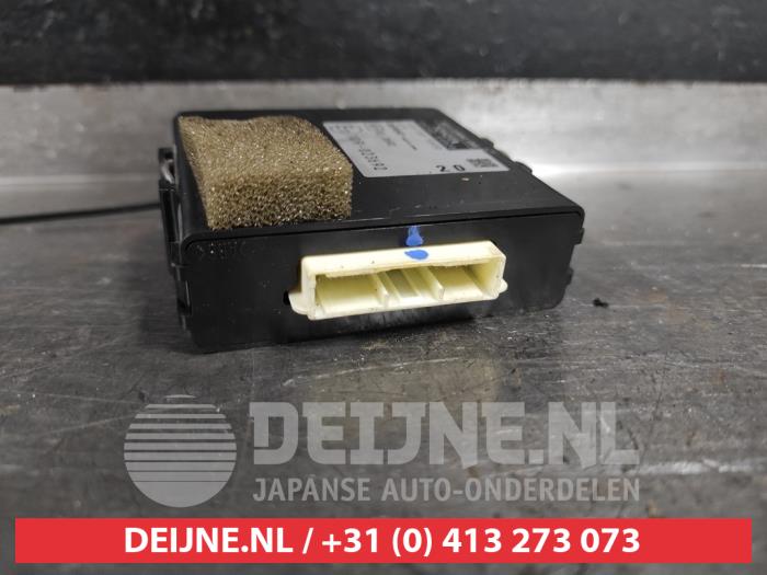 Toyota Corolla Verso PDC Module O518130