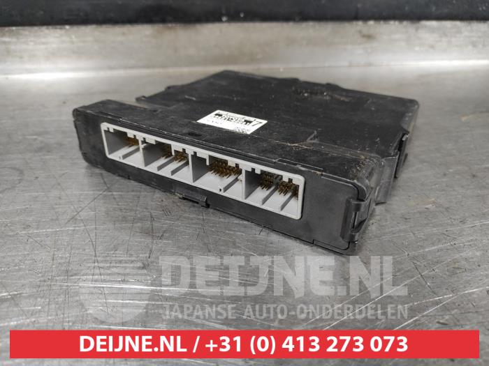Gebruikte Bodycontrol Module Toyota Yaris III (P13) 1.5 16V Hybrid Prijs € 50,00 Margeregeling aangeboden door V.Deijne Jap.Auto-onderdelen BV
