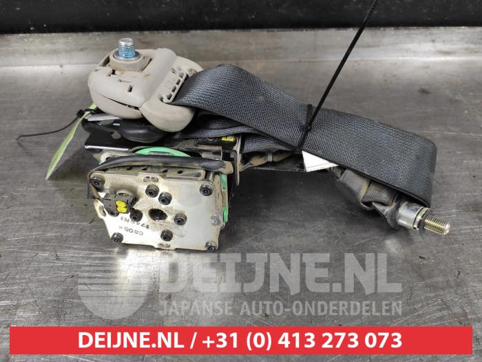Mitsubishi Pajero Veiligheidsgordel links-voor O518360
