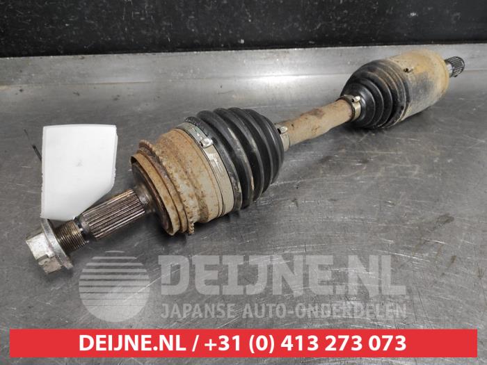 Mitsubishi Pajero Front drive shaft, left O518386
