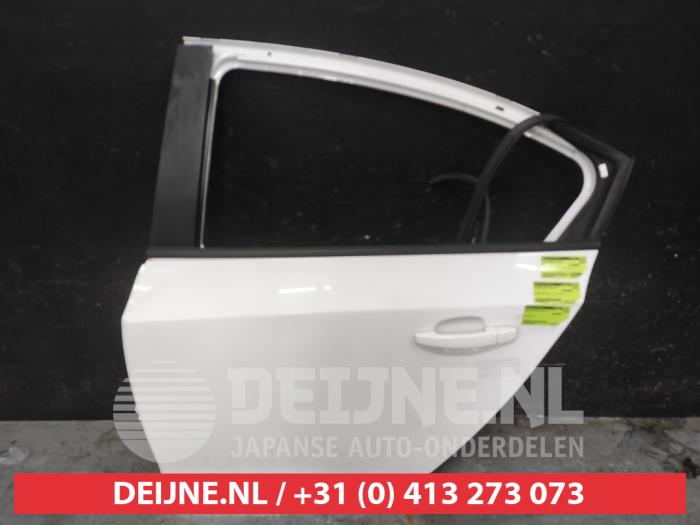 Chevrolet Cruze Portier 4Deurs links-achter O518607