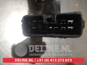 Toyota Previa Kontaktslot+Sleutel O335881 foto 3
