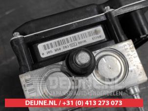 Infiniti G37 ABS Pumpe O518813 foto 3