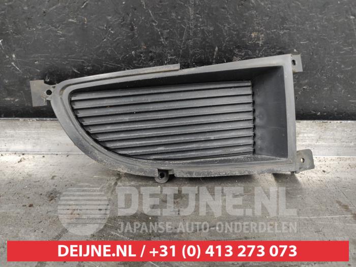 Mitsubishi Lancer Bumper Rooster O518864