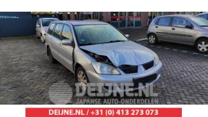 Mitsubishi Lancer Stoßstangenrost O518864 foto 2