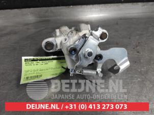 Toyota IQ Rear brake calliper, right O518937 photo 3