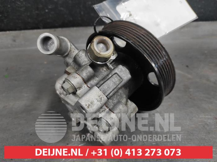 Gebruikte Pomp Servo Chevrolet Cruze 2.0 D 16V Prijs € 50,00 Margeregeling aangeboden door V.Deijne Jap.Auto-onderdelen BV