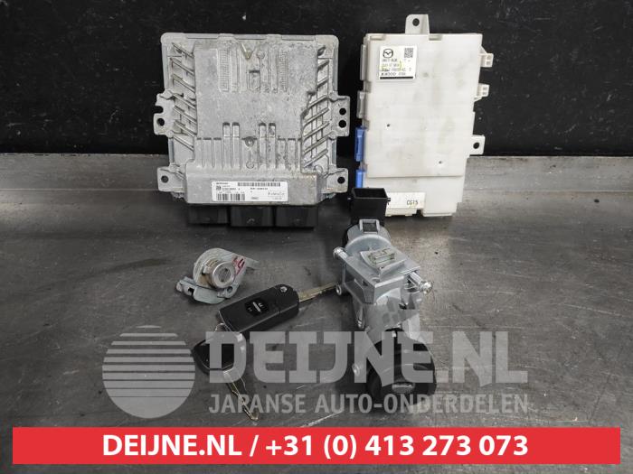 Mazda 5 Slotenset Cilinder (compleet) O519257