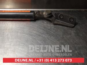 Subaru Forester Gasdämpfer links hinten O293886 foto 3