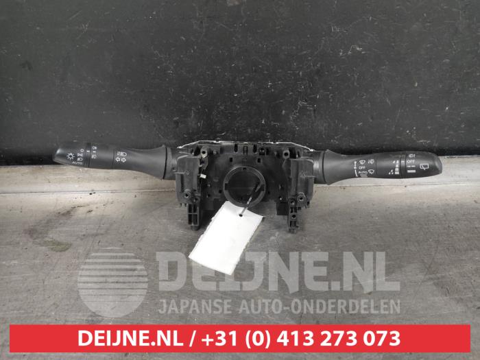 Nissan Pulsar Kombischalter Lenksäule O519423