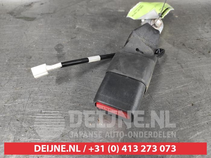 Nissan Pulsar Rear seatbelt buckle, left O519433