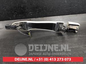 Nissan Pulsar Front door handle 4-door, right O519441 photo 2