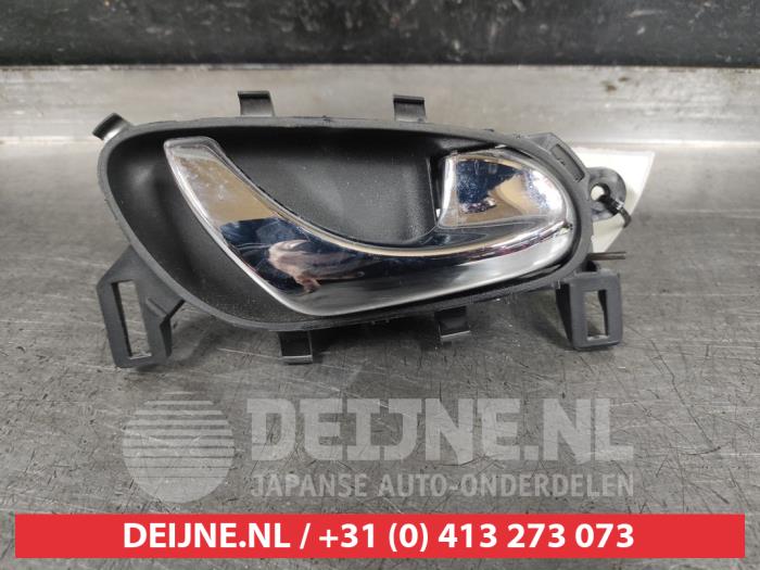 Nissan Pulsar Türgriff 4-türig rechts hinten O519459