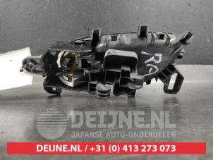 Nissan Pulsar Portiergreep 4Deurs rechts-achter O519459 foto 2