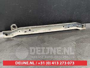 Nissan Pulsar Radiatorbalken O519513 foto 2